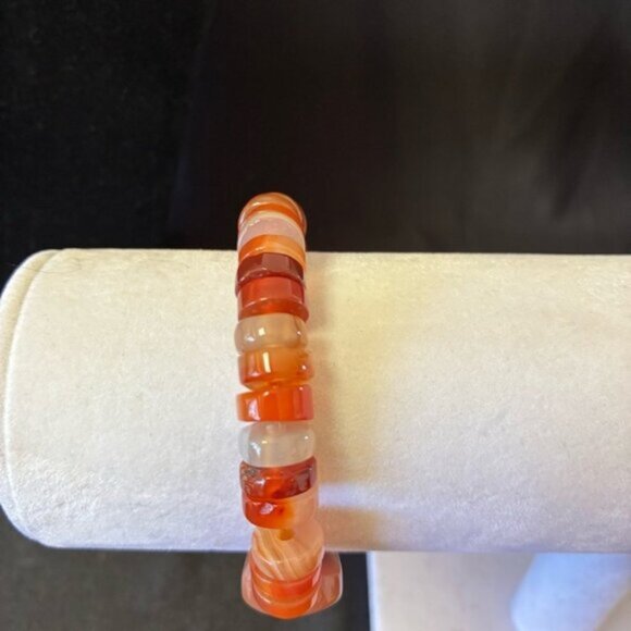 Carnelian Botswana Agate Gemstone Beaded Stretch Bracelet - Picture 3 of 4
